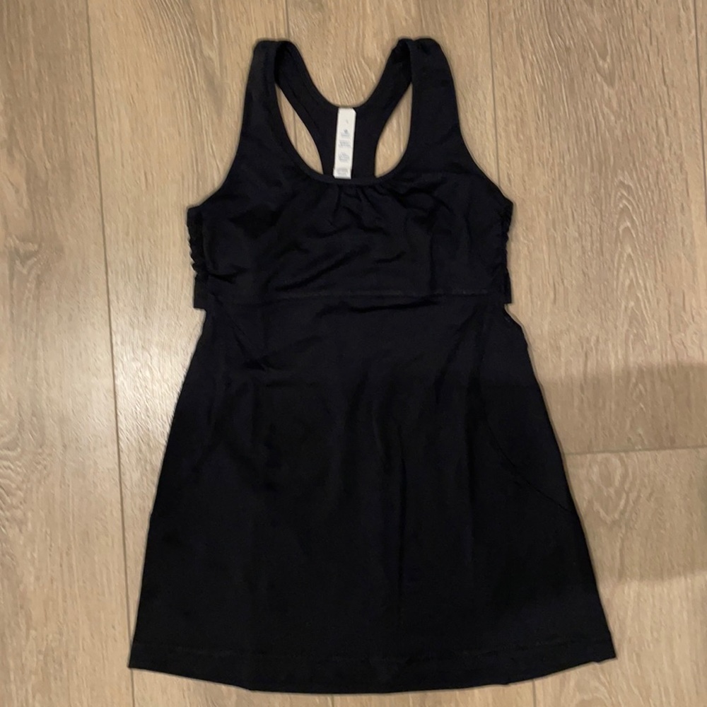 Lululemon Tank with Built in Bra - Black - Size 4